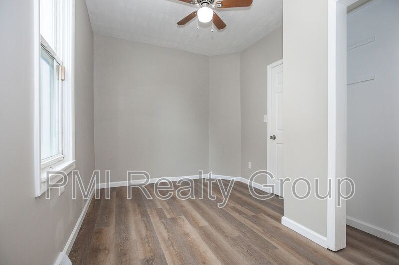 Spacious & Fully Renovated 4-Bedroom Upstairs Unit in Cleveland property image