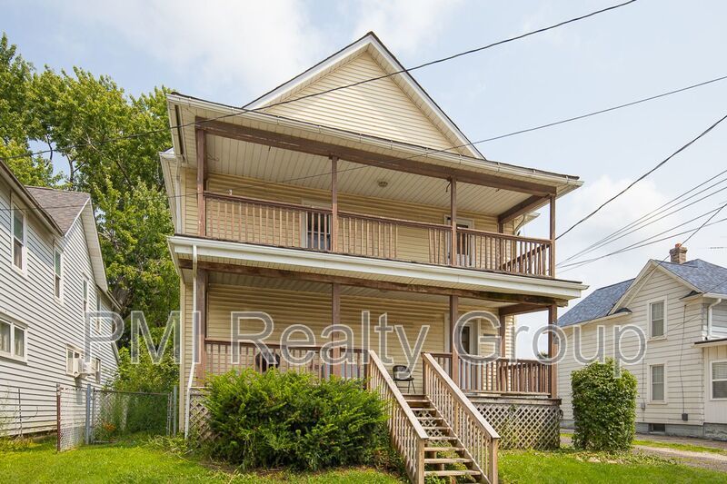 Spacious 3-Bedroom Upper Unit in Fairport Harbor property image