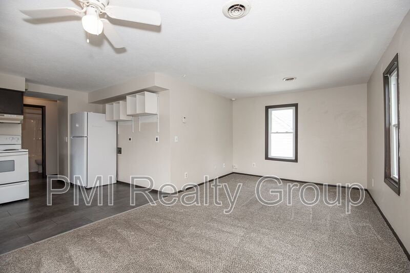Spacious 3-Bedroom Upper Unit in Fairport Harbor property image