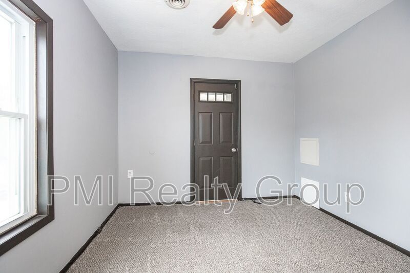 Spacious 3-Bedroom Upper Unit in Fairport Harbor property image