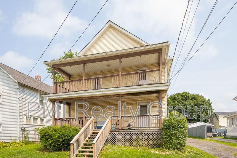 Spacious 3-Bedroom Upper Unit in Fairport Harbor property image