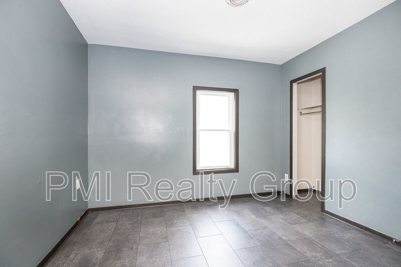 Spacious 3-Bedroom Upper Unit in Fairport Harbor property image