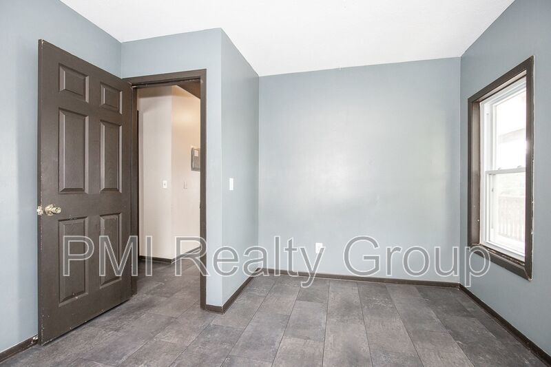 Spacious 3-Bedroom Upper Unit in Fairport Harbor property image