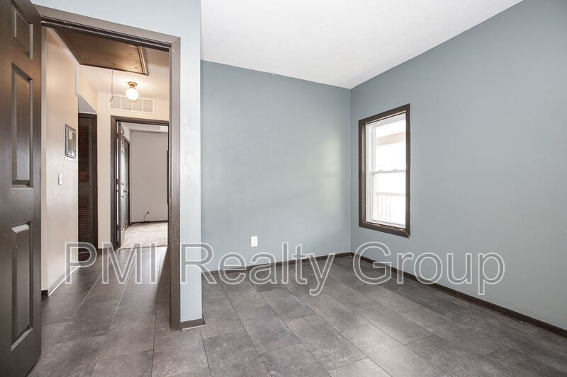 Spacious 3-Bedroom Upper Unit in Fairport Harbor property image