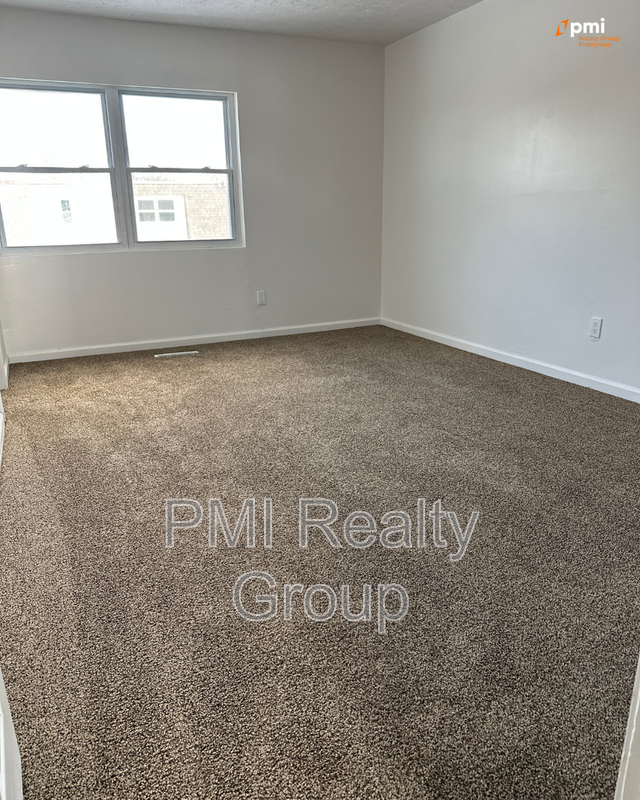 3 Bed 1 Bath Apartment for Rent in Warren, OH | Hidden Village TownHomes property image