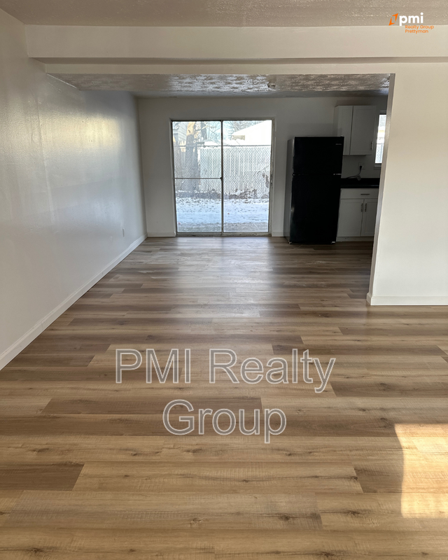 3 Bed 1 Bath Apartment for Rent in Warren, OH | Hidden Village TownHomes property image