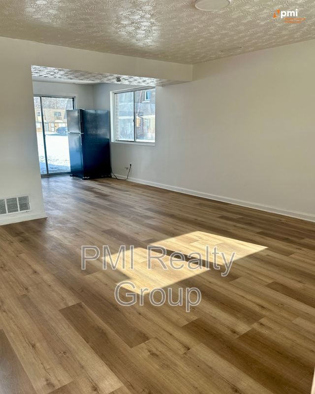 2 Bed 1 Bath Apartment for Rent in Warren, OH | Hidden Village TownHomes property image