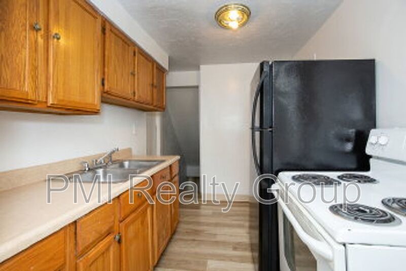 Charming 2-Bedroom Retreat with Modern Comforts on Treadwell Avenue property image
