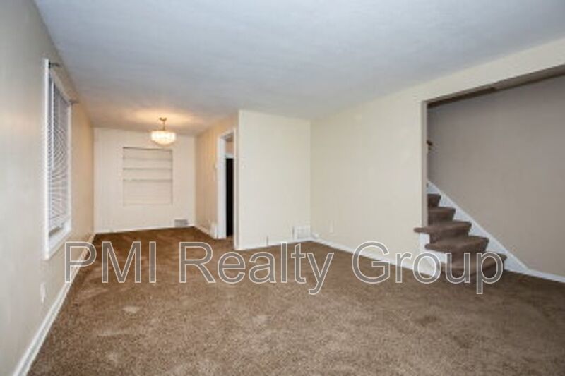 Charming 2-Bedroom Retreat with Modern Comforts on Treadwell Avenue property image
