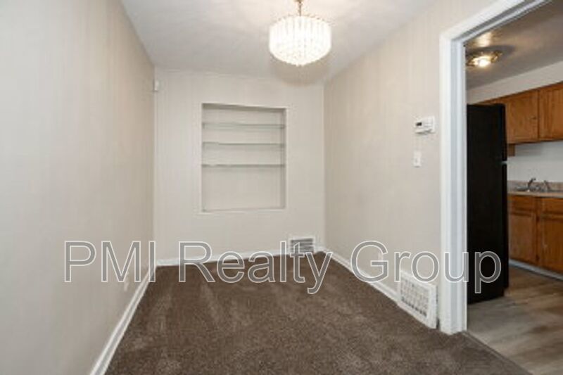 Charming 2-Bedroom Retreat with Modern Comforts on Treadwell Avenue property image
