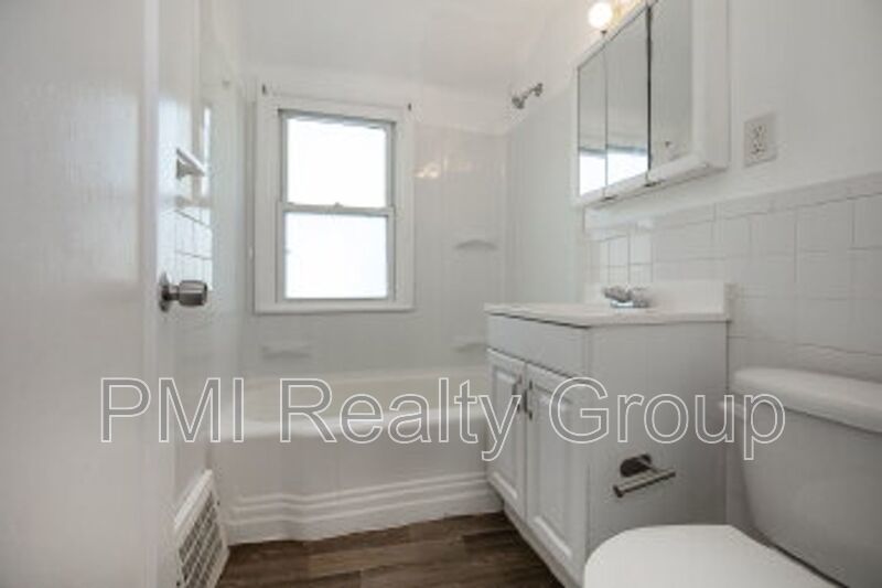 Charming 2-Bedroom Retreat with Modern Comforts on Treadwell Avenue property image