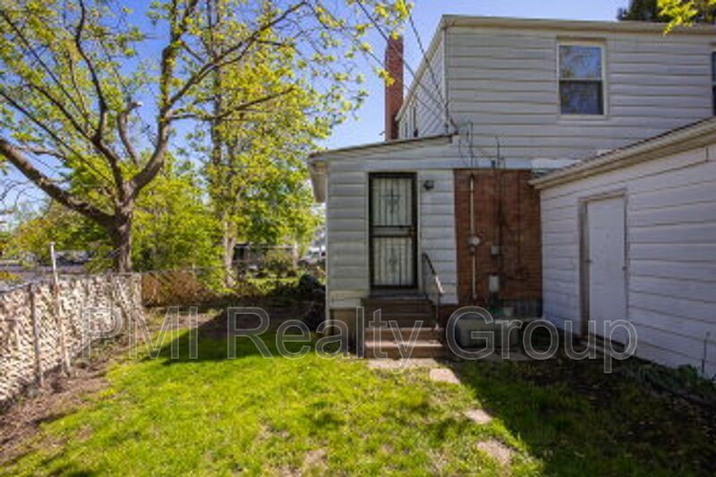 Charming 2-Bedroom Retreat with Modern Comforts on Treadwell Avenue property image