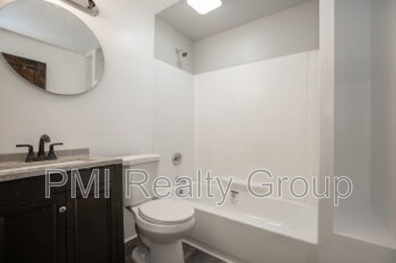 Spacious 5-Bedroom Home Retreat at 888 Evangeline Rd, Cleveland – Comfort Meets Convenience property image